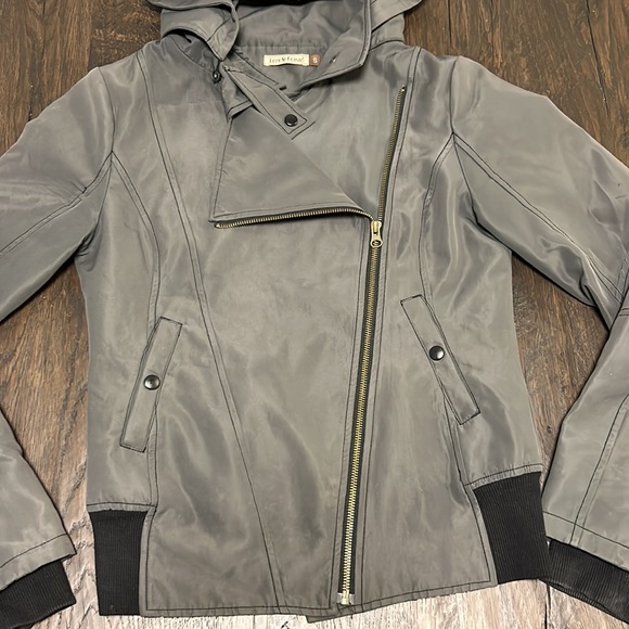 Grey Jacket - Picture 3 of 5